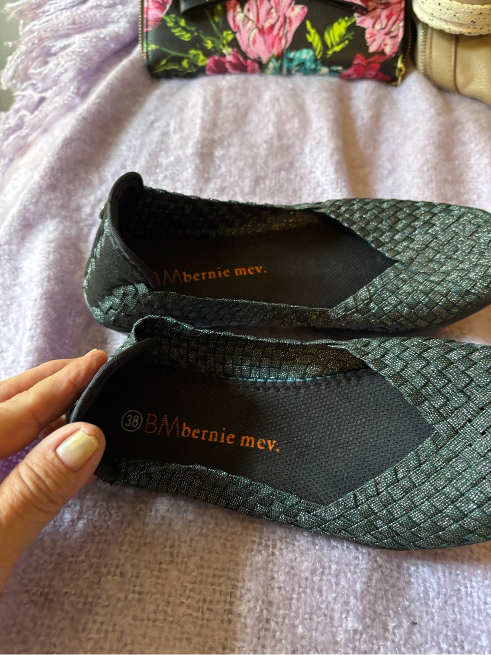 bernie mev. Metallic  Woven Ballet Flats
